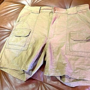 Men’s cabela’s cargo shorts